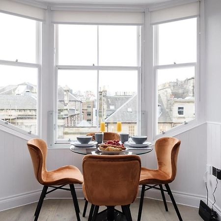Altido Gorgeous Flat Overlooking Edinburgh Castle エクステリア 写真