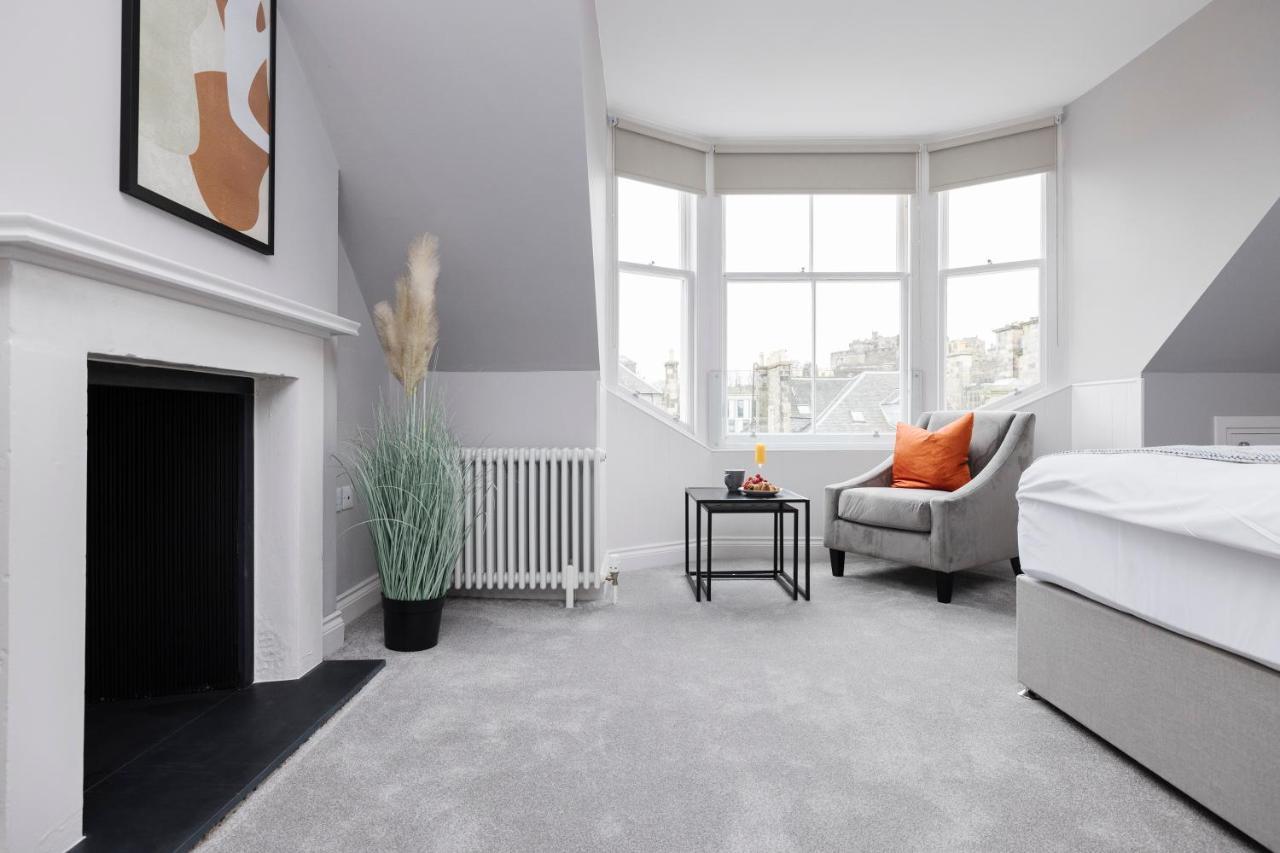 Altido Gorgeous Flat Overlooking Edinburgh Castle エクステリア 写真