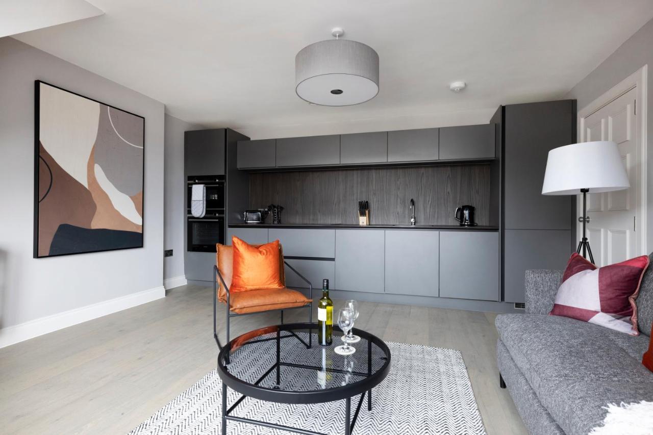 Altido Gorgeous Flat Overlooking Edinburgh Castle エクステリア 写真